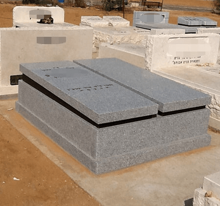 מצבות אומנותיות